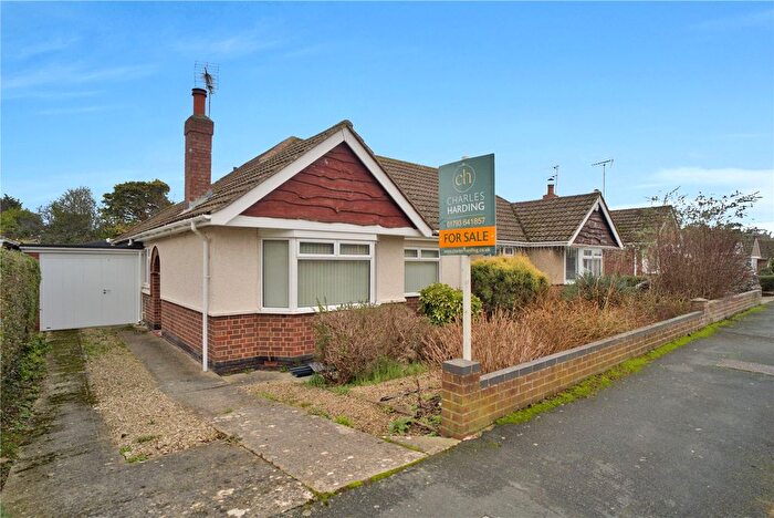 2 Bedroom Bungalow For Sale In Farleigh Crescent, Lawns, Swindon, Wiltshire, SN3