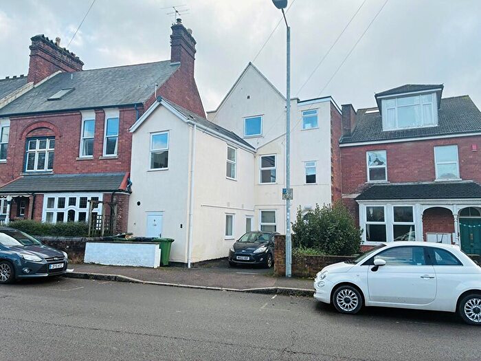2 Bedroom Apartment For Sale In Union Road, Exeter, EX4