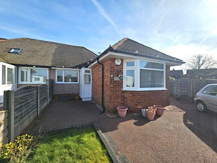 3 Bedroom Bungalow For Sale In Combermere Close, Cheadle Hulme, Cheadle, SK8