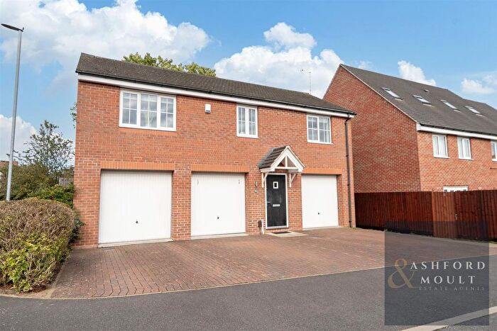 2 Bedroom Detached House For Sale In Oxgang Close, Calverton, Nottingham, NG14