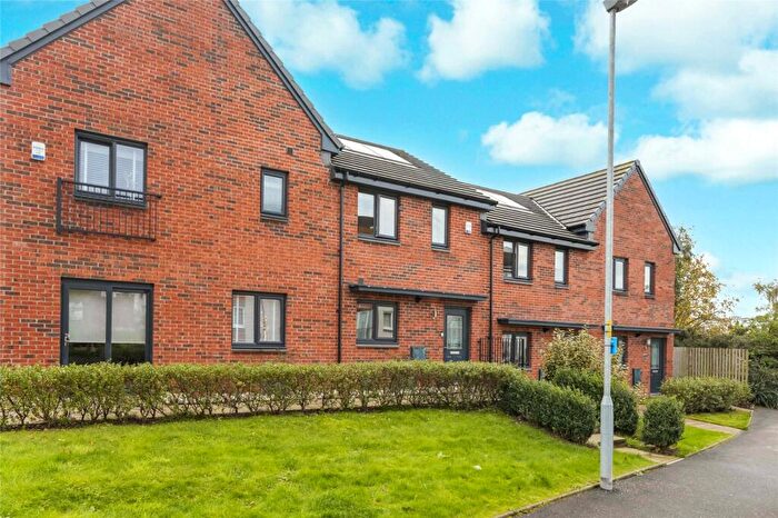 3 Bedroom Terraced House For Sale In Rosebery Street, Clydebank, West Dunbartonshire, G81
