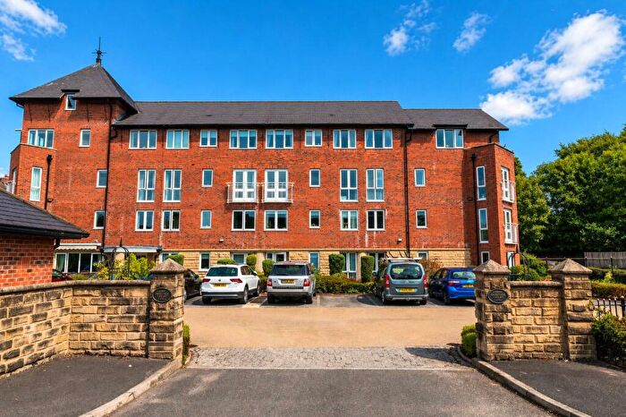 1 Bedroom Flat For Sale In Kedleston Close, Belper, Derbyshire, DE56