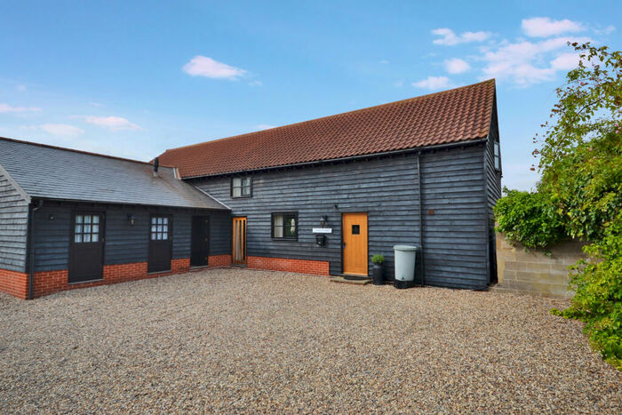 3 Bedroom Garage / Parking To Rent In Roast Green, Clavering, Essex, CB11