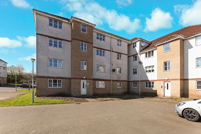 2 Bedroom Flat For Sale In Eversley Street, Tollcross, G32