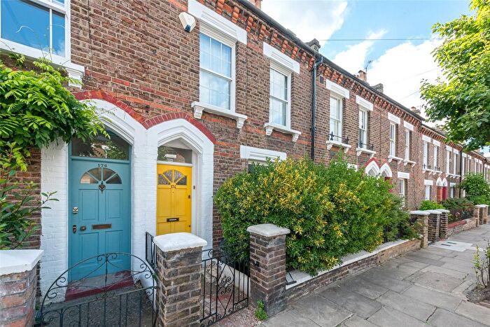 2 Bedroom Terraced House To Rent In Peach Road, London, W10