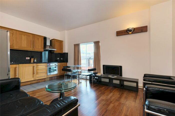 1 Bedroom Flat To Rent In Anchor Brewhouse, Shad Thames, London, SE1