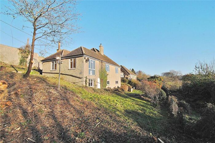2 Bedroom Bungalow For Sale In Seven Acres Road, Nailsworth, Stroud, Gloucestershire, GL6