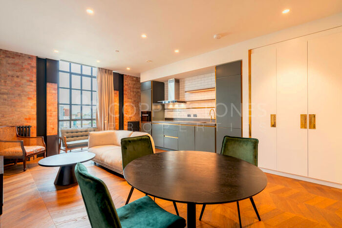 Studio To Rent In Switch House East, Circus Road East, Battersea, London, SW11