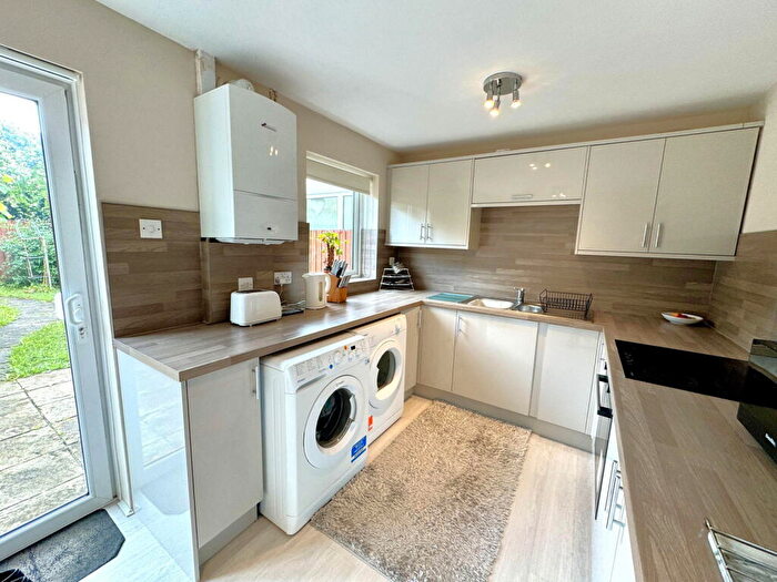 3 Bedroom Terraced House For Sale In Walcot Close, Thornbury, Plymouth, PL6