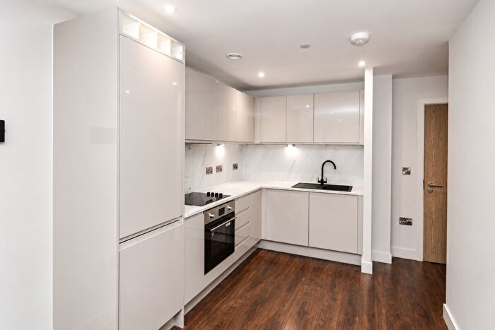 1 Bedroom Apartment To Rent In Triskelion Way, Liverpool, Merseyside, L3
