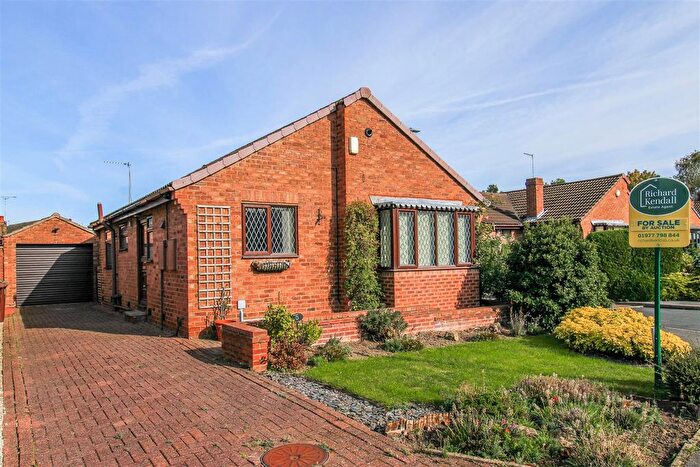 2 Bedroom Detached Bungalow For Sale In Rosslyn Avenue, Ackworth, Pontefract, WF7