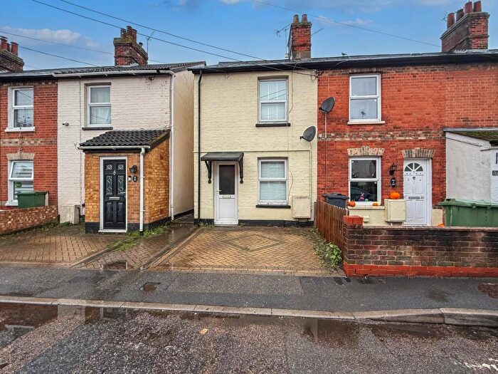 2 Bedroom End Of Terrace House For Sale In Sunnyside, Braintree, CM7