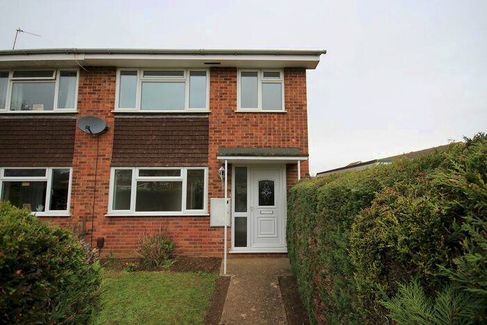 3 Bedroom End Of Terrace House To Rent In Campion Way, Flitwick, MK45