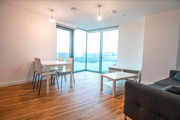 2 Bedroom Flat To Rent In The Tower, Plaza Boulevard, Liverpool, L8
