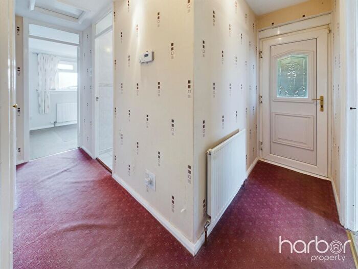 2 Bedroom Detached Bungalow For Sale In Thornyburn Drive, Baillieston, Glasgow, City Of Glasgow, G69