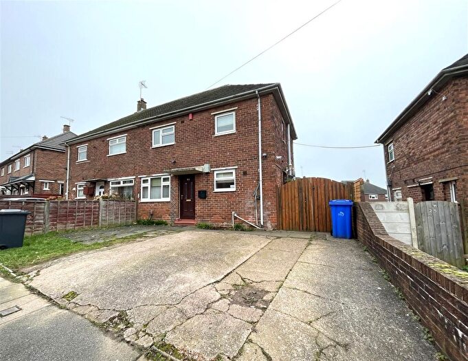 3 Bedroom Semi Detached House To Rent In Hatfield Crescent, Stoke-On-Trent, ST3