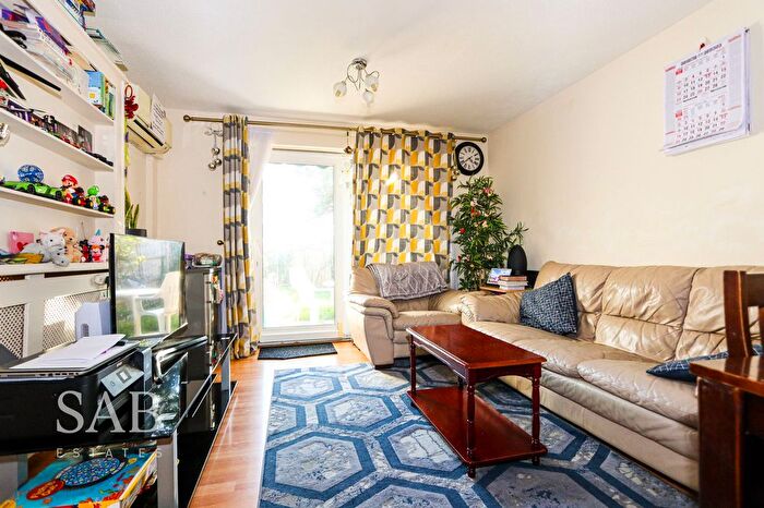 2 Bedroom Terraced House To Rent In Dolphin Road, Northolt, UB5