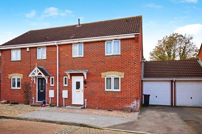 3 Bedroom Property To Rent In Elizabeth Way, Bristol, BS16