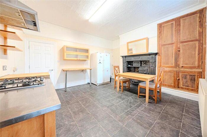 6 Bedroom Terraced House For Sale In De Lacy Mount, Leeds, West Yorkshire, LS5