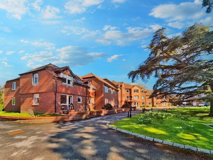 1 Bedroom Property To Rent In Tanners Lane, Haslemere, GU27