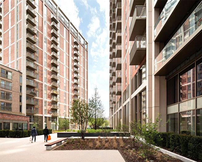 2 Bedroom Apartment To Rent In Block B, Local Crescent, Hulme Street, Salford, Manchester City Centre, M5