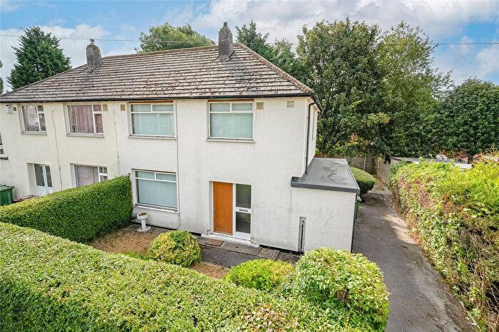 3 Bedroom Semi Detached House For Sale In Lingfield Approach, Leeds, West Yorkshire, LS17