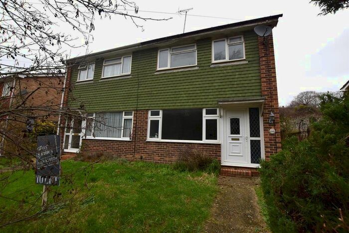 3 Bedroom End Of Terrace House To Rent In Stonehouse Drive, St. Leonards-On-Sea, TN38