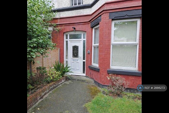 2 Bedroom Flat To Rent In Meols, Wirral, CH47