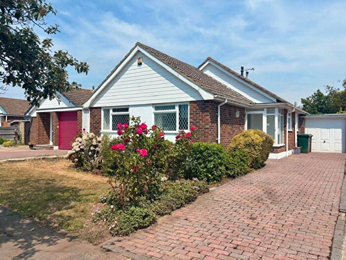 3 Bedroom Detached Bungalow For Sale In Marisfield Place, Selsey, PO20