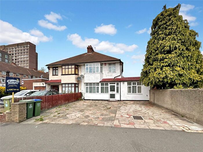 4 Bedroom Semi-Detached House For Sale In Hatherley Crescent, Sidcup, Kent, DA14