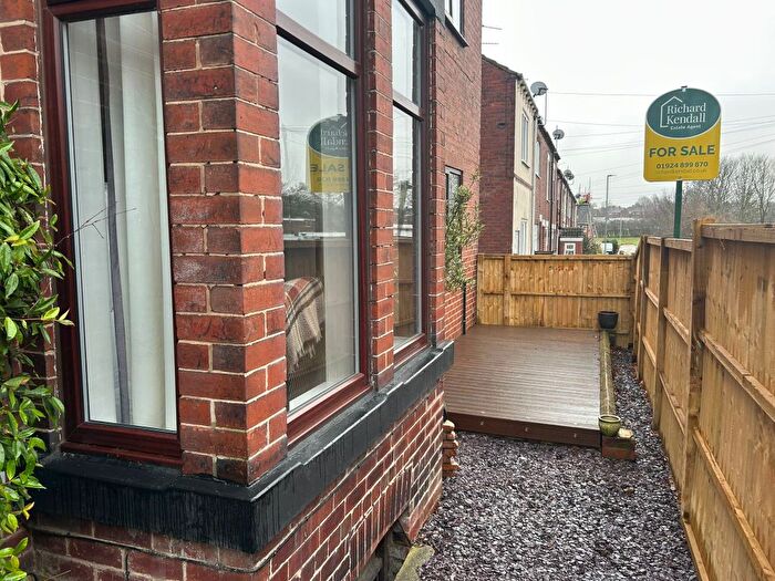 3 Bedroom End Of Terrace House For Sale In Church Lane, Normanton, WF6