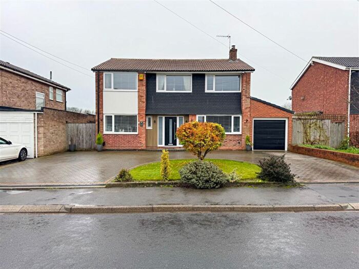 4 Bedroom Detached House For Sale In Windsor Road, S81