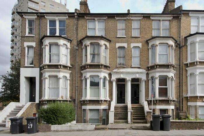1 Bedroom Flat To Rent In Bedford Road, London, SW4