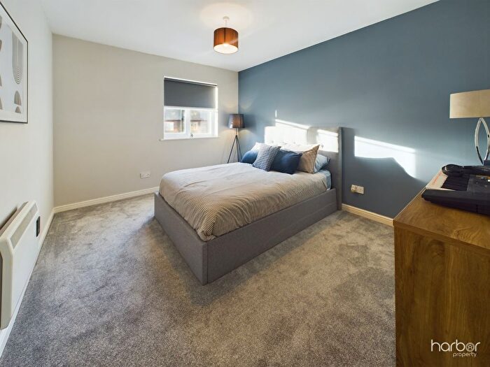 2 Bedroom Flat For Sale In Eversley Street, Tollcross, Glasgow, G32