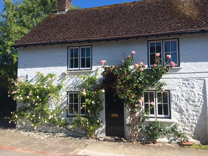 2 Bedroom Flat To Rent In South Street, Aldbourne, Marlborough, SN8