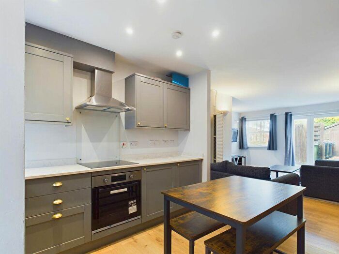 1 Bedroom Apartment To Rent In Adcocks Close, Loughborough - Inc Bills Option, LE11