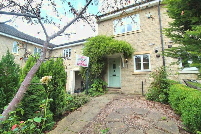 2 Bedroom Mews To Rent In Waters Edge, Marple Bridge, Stockport, SK6