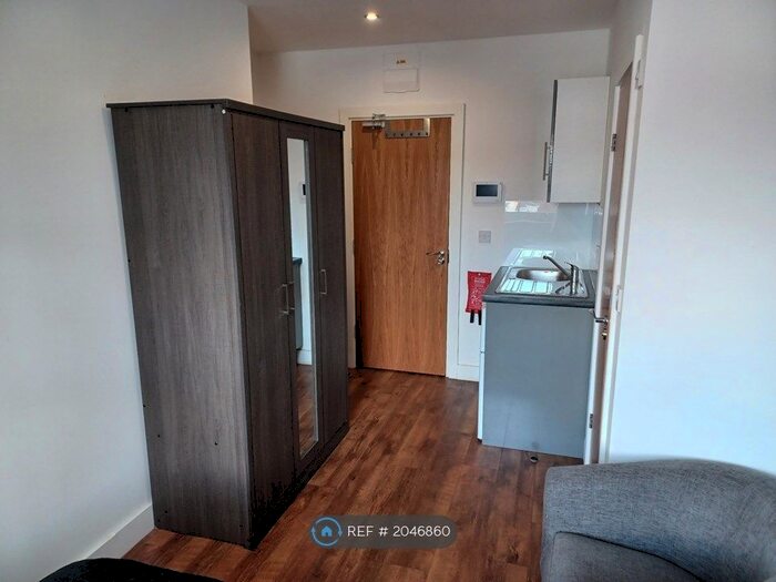 Studio To Rent In The Webberley, Stoke-On-Trent, ST1