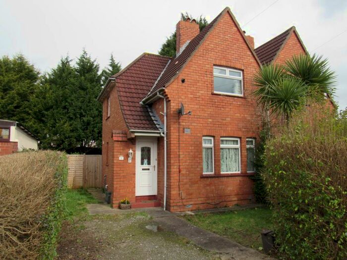 3 Bedroom Semi-Detached House To Rent In Westleigh Road, Southmead, Bristol, BS10