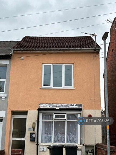 1 Bedroom Flat To Rent In Stafford Street, Swindon, SN1