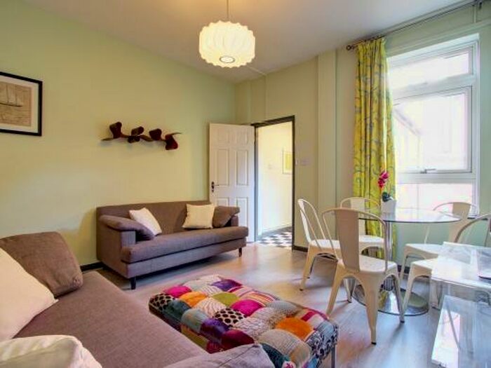 5 Bedroom Terraced House To Rent In Lenton Boulevard, Nottingham, NG7