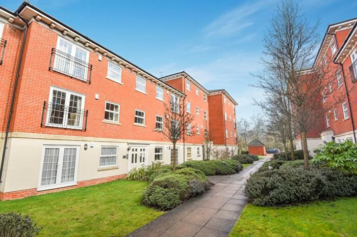 2 Bedroom Flat To Rent In Jago Court, Newbury, RG14