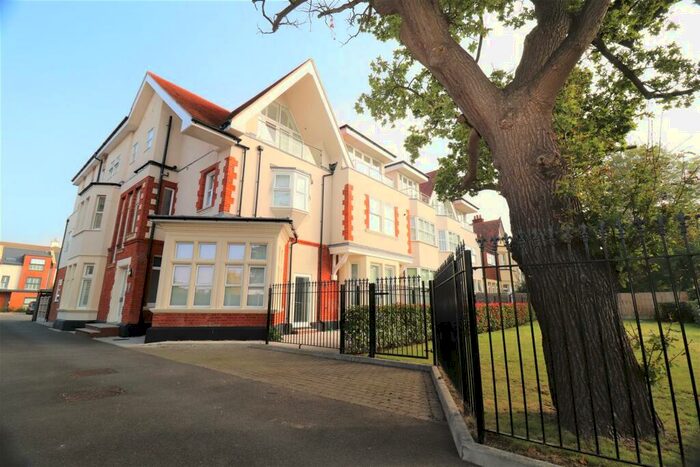 1 Bedroom Apartment To Rent In St. Hildas Mews, Westcliff-On-Sea, SS0
