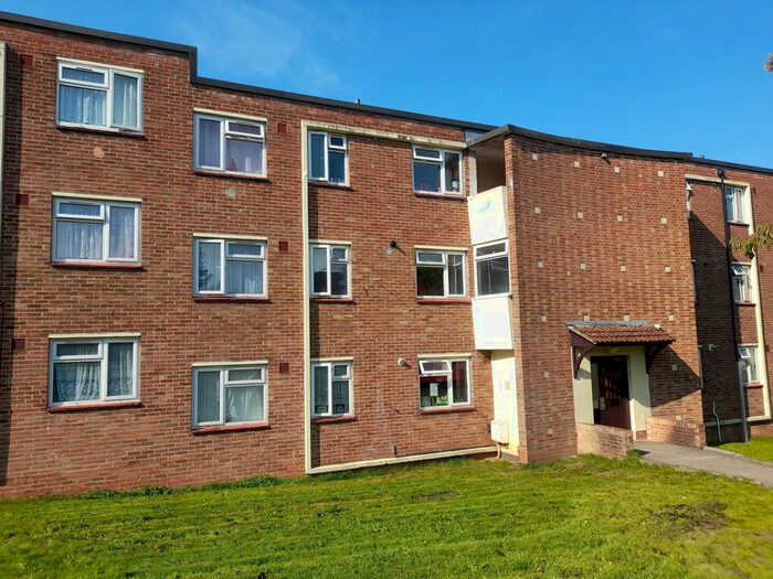 2 Bedroom Flat To Rent In Butterfield Road, Bristol BS10