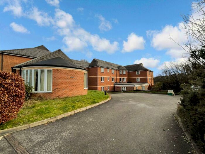 2 Bedroom Flat For Sale In Hatherleigh, Okehampton, EX20