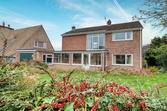 3 Bedroom Detached House For Sale In Pittywood Road, Wirksworth, Matlock, DE4