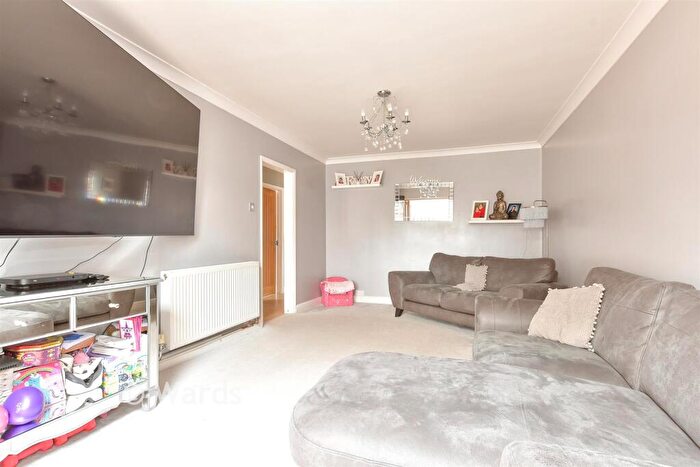 3 Bedroom Semi-Detached Bungalow For Sale In Balmoral Road, Sutton At Hone, Dartford, Kent, DA4