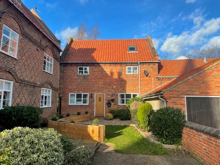 3 Bedroom Barn Conversion To Rent In Main Street, East Leake, LE12