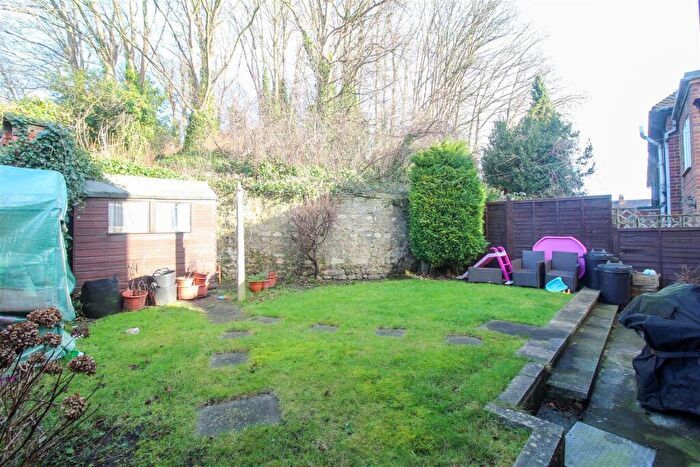 2 Bedroom End Of Terrace House To Rent In Victoria Avenue, Ripon, HG4