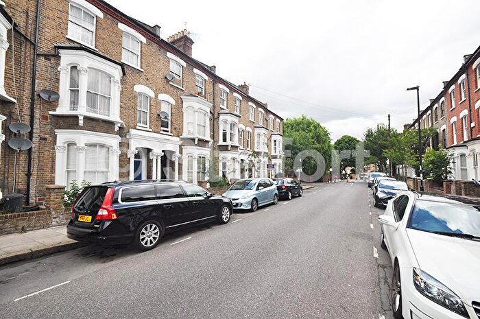 2 Bedroom Flat To Rent In Fairbridge Road, London, N19